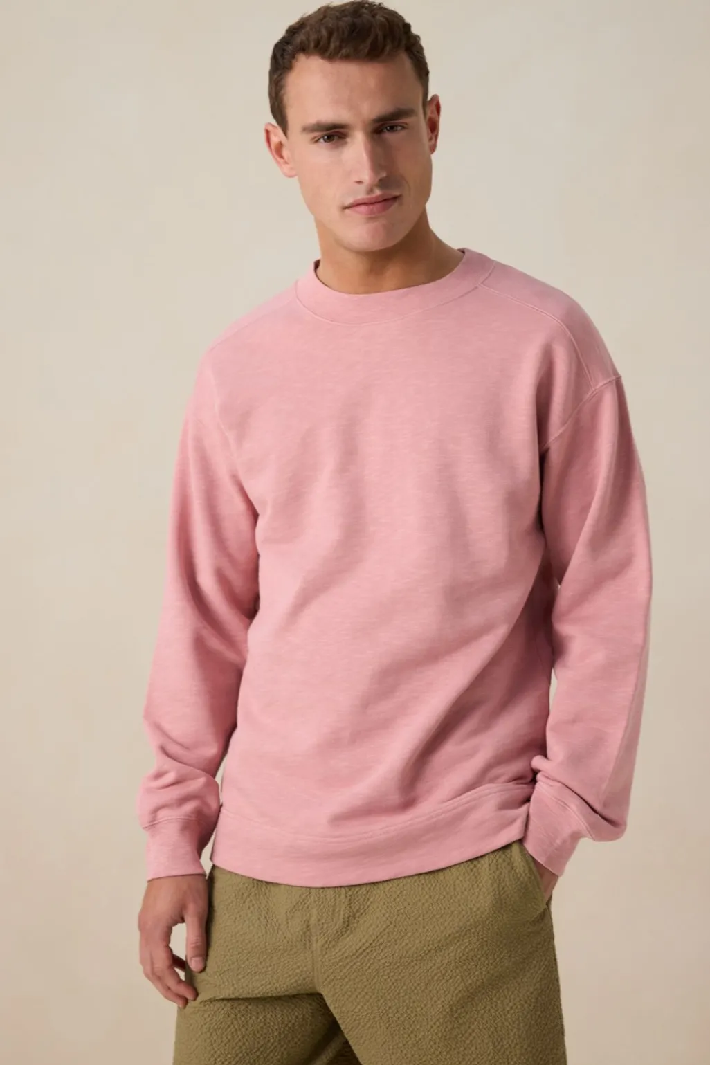 Lichtroze sweater