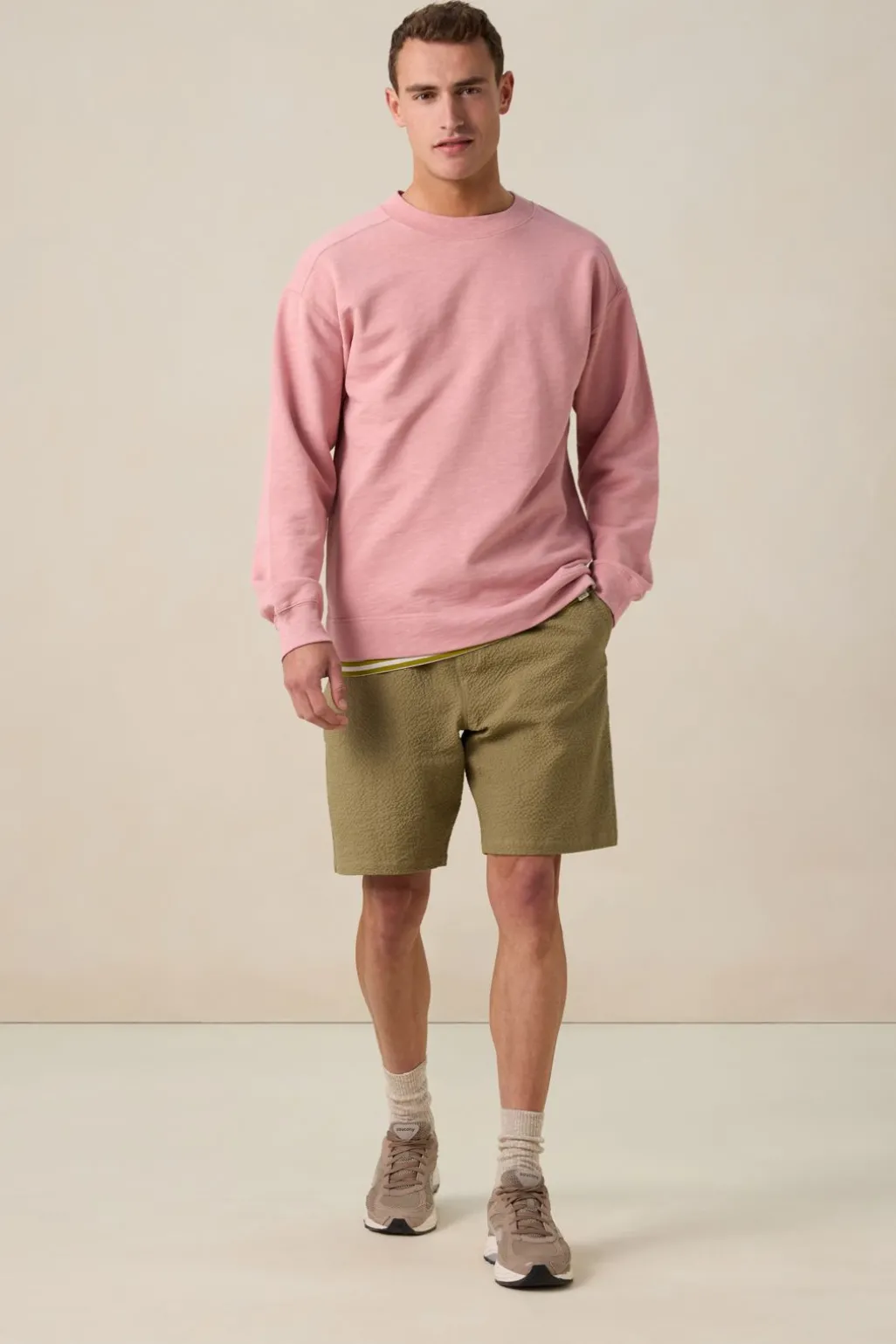 Lichtroze sweater