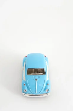 Metalen volkswagen beetle pastel lichtblauw