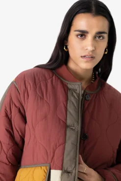 Multicolour gewatteerde colourblock jas