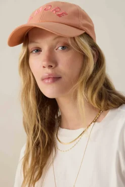 Oranje pet met embroidery