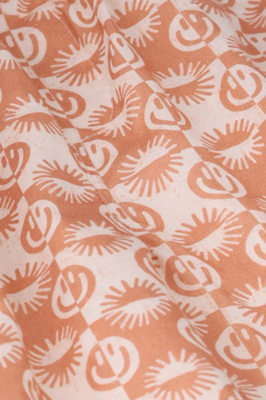Oranje shorts met smiley print