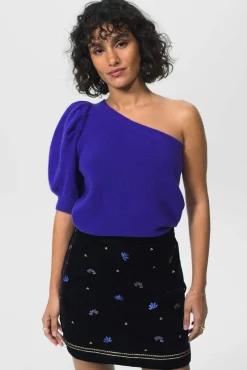 Paarse one shoulder trui met pofmouw