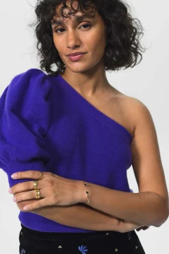 Paarse one shoulder trui met pofmouw