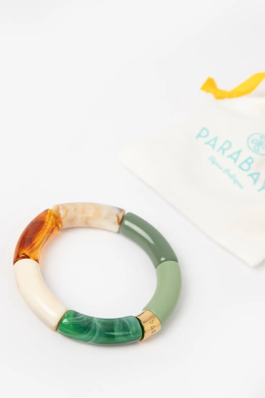 Parabaya groene resin armband
