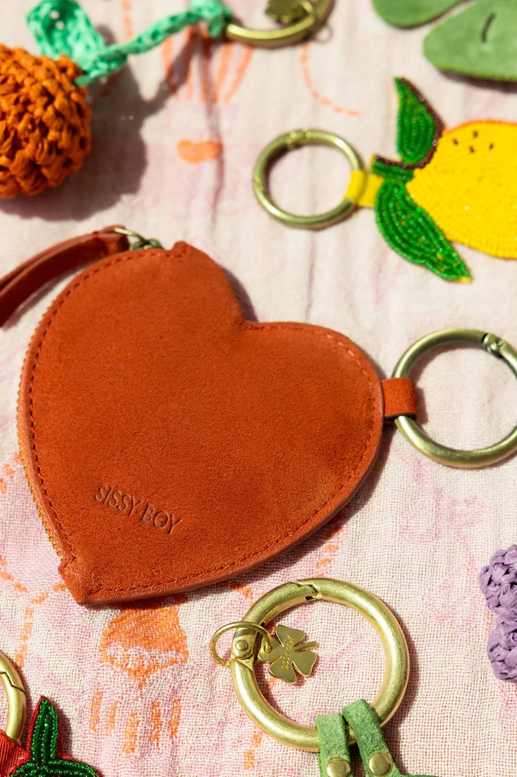 Rode bag charm hart