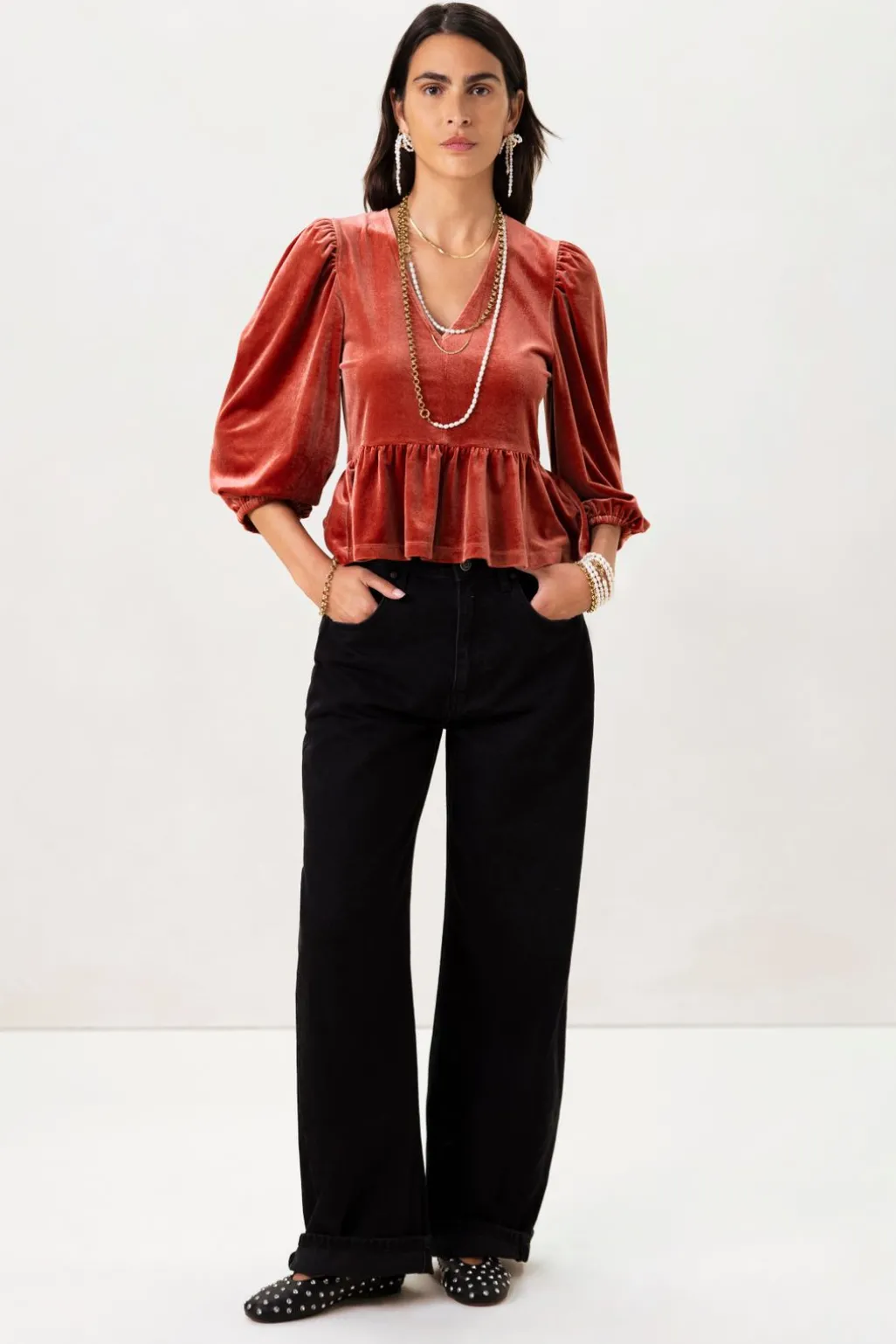 Rode velvet peplum top