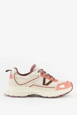 Roze sneakers met bordeaux rode details
