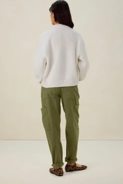 Wit gebreid vest