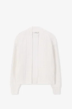Wit gebreid vest