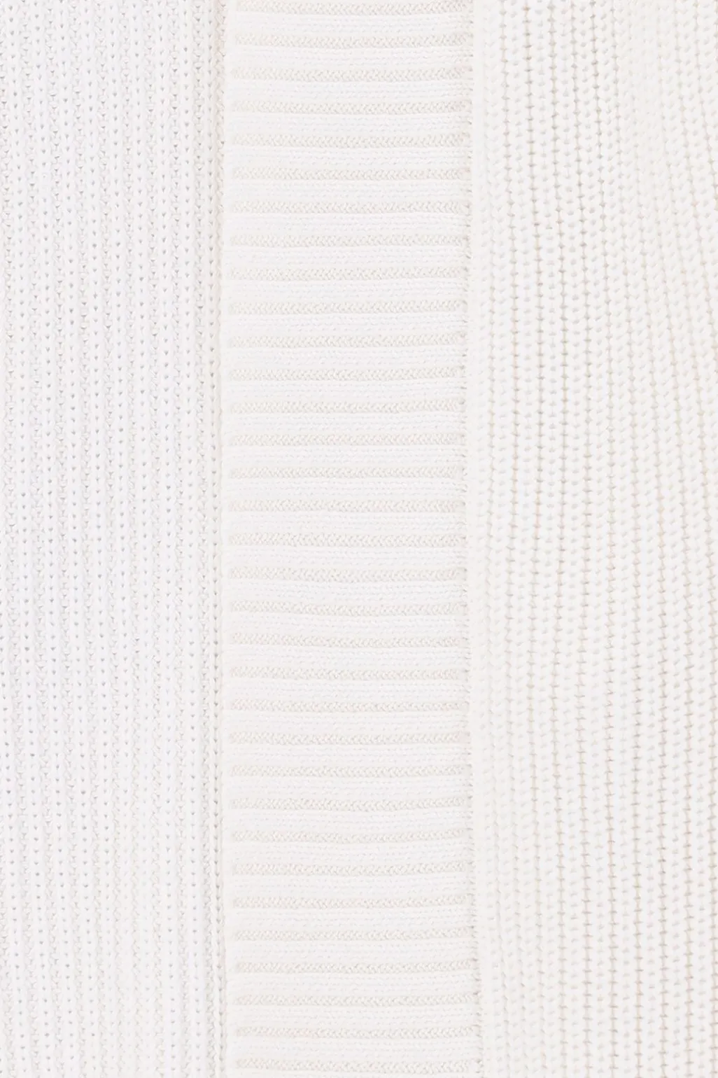 Wit gebreid vest