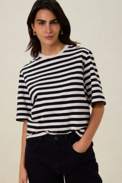 Wit met zwart gestreept T-shirt