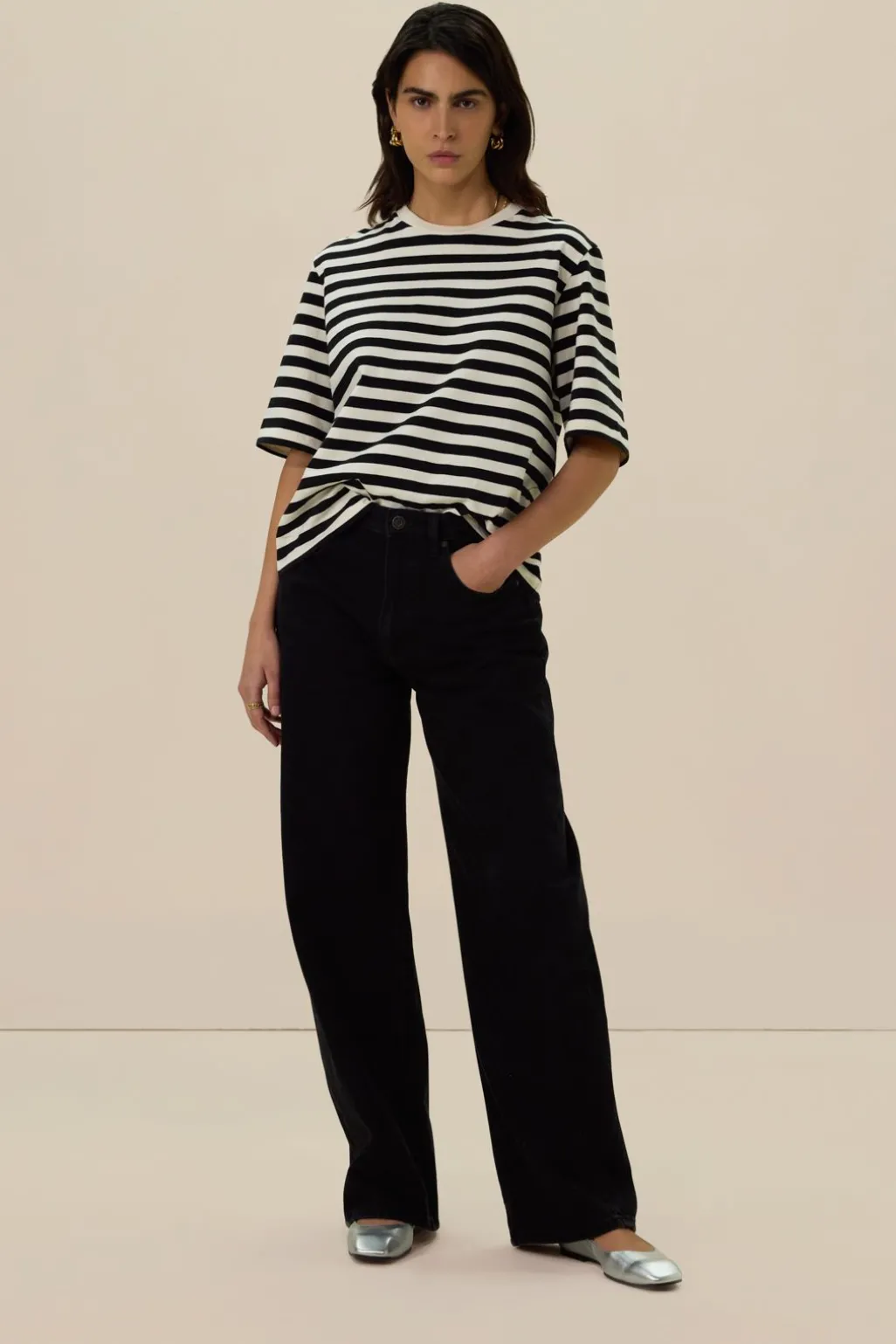 Wit met zwart gestreept T-shirt