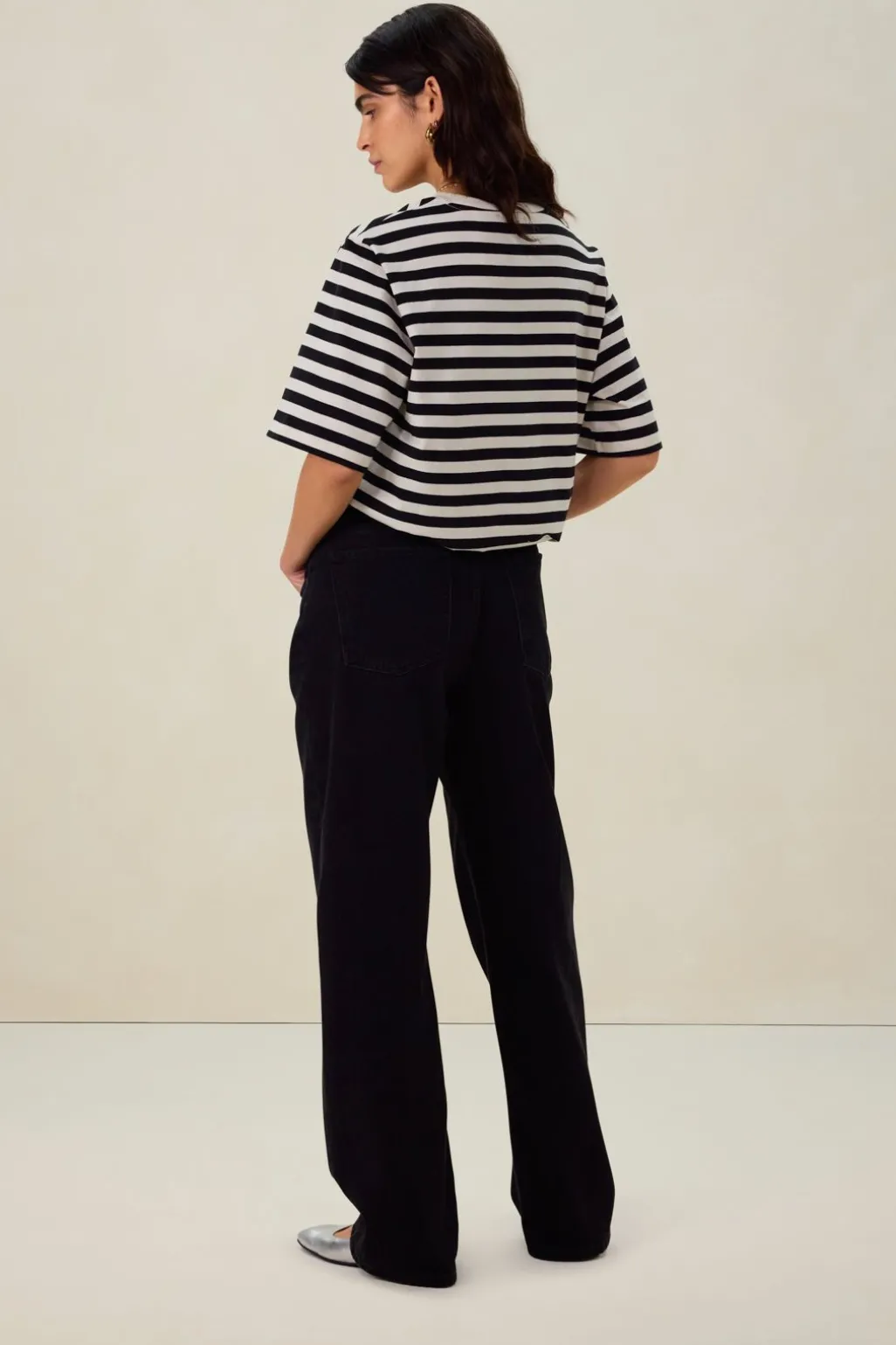 Wit met zwart gestreept T-shirt