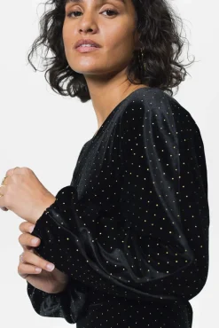 Zwarte velvet jurk met metallic studs